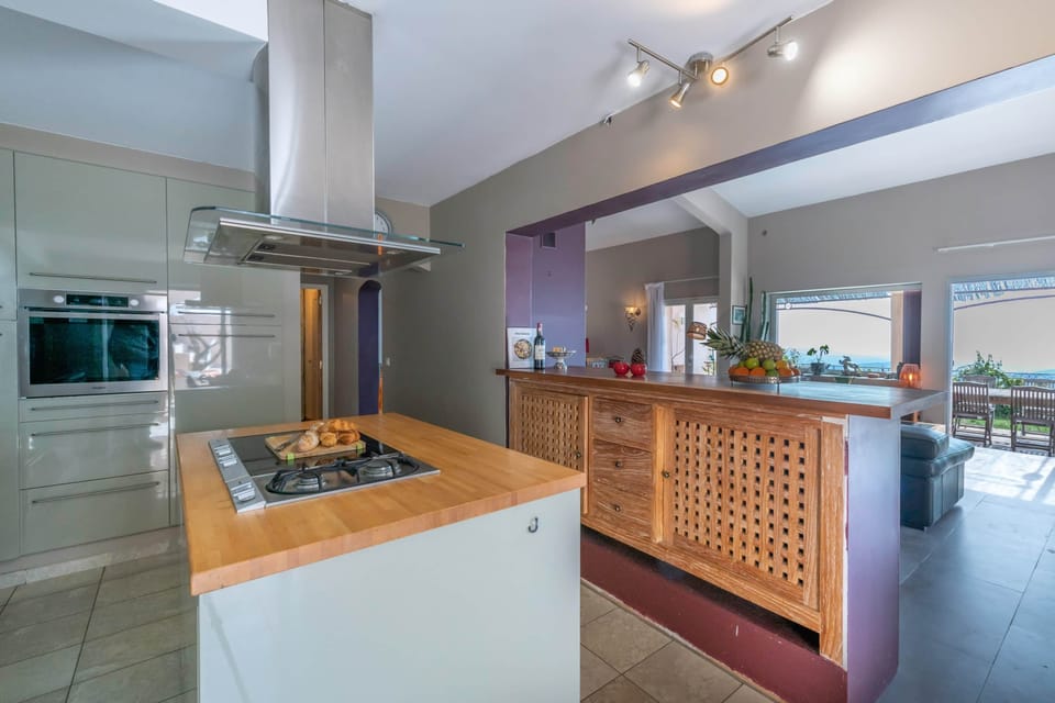 Kitchen (2)