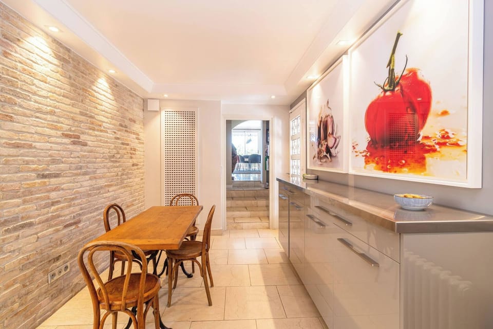 Villa rental near Cannes city center with swimming pool
