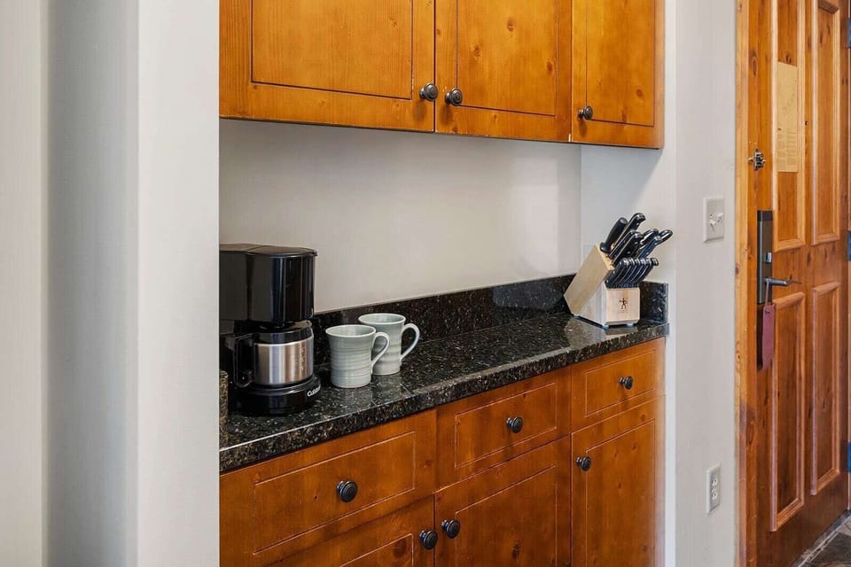 Kitchenette