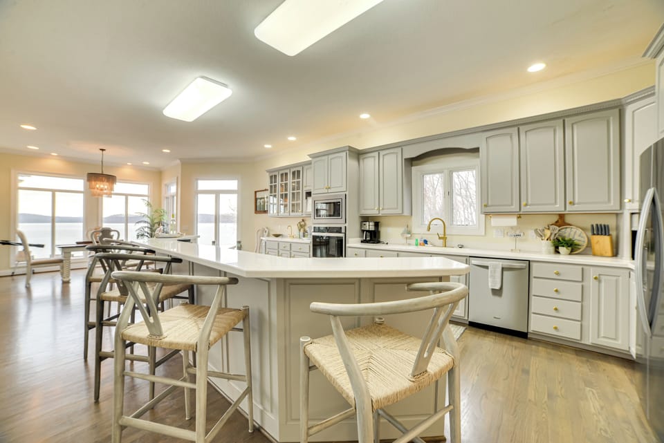 Kitchen | Cooking Basics | Coffee Maker | Main Level