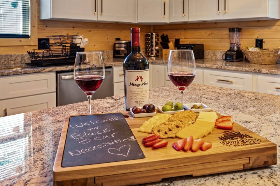 Bring your wine and cheese in this fully stocked kitchen.