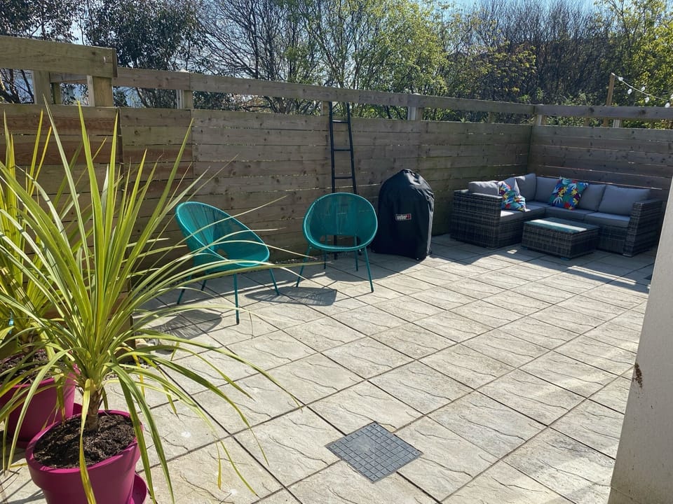 where you will find relaxed seating, BBQ and plenty of space to dry swimwear
