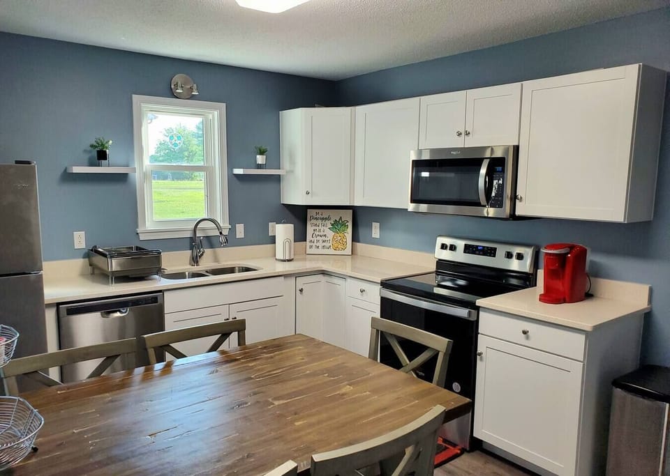 Fully stocked kitchen. Includes coffee maker, microwave, dishes, silverware and more. Feel at home away from home. Perfect for short and long term stays. Close to Ft. Campbell and Nashville