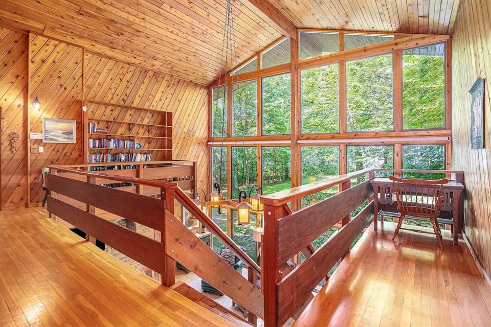 Beautiful area upstairs