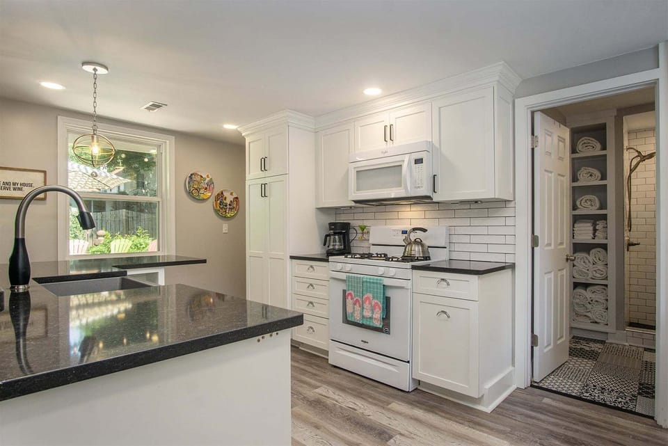 Fully equipped kitchen for meals at home