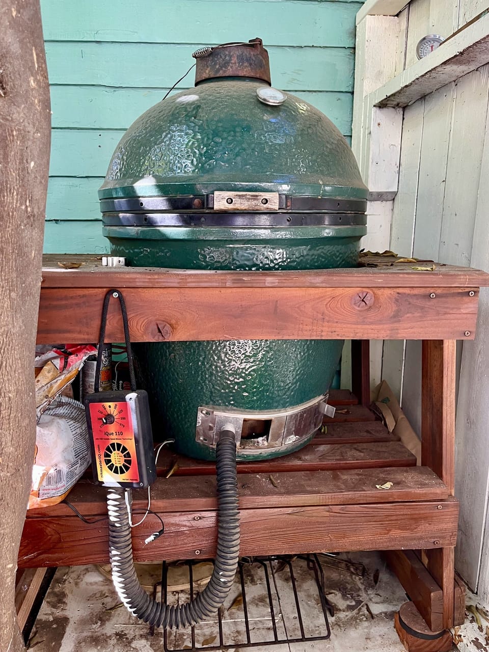 XL Big Green Egg. 