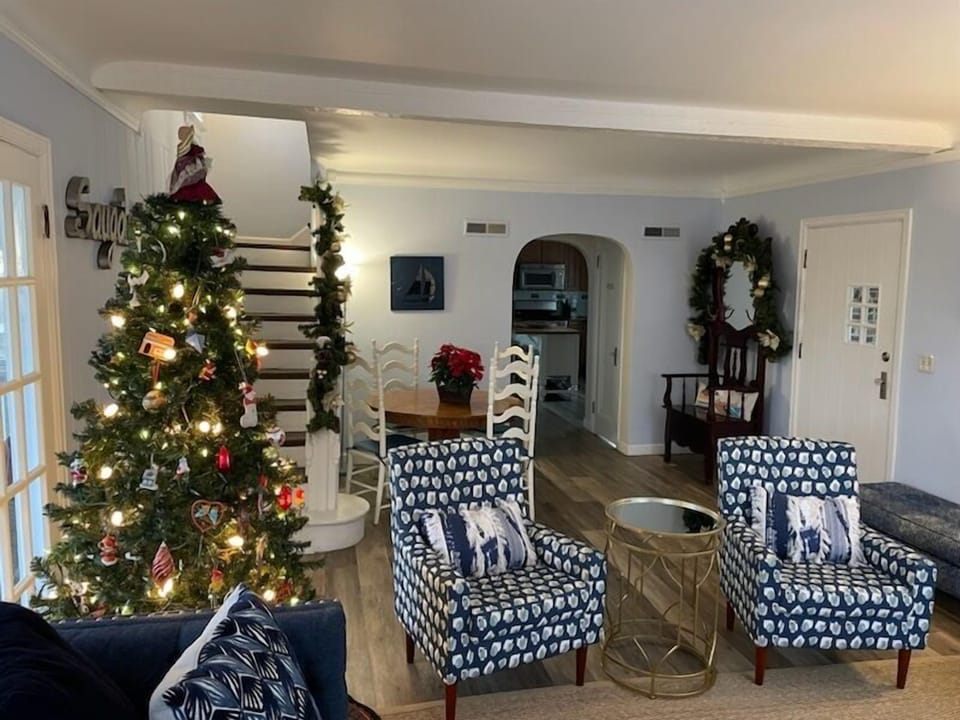 Holidays at Pleasant Memories