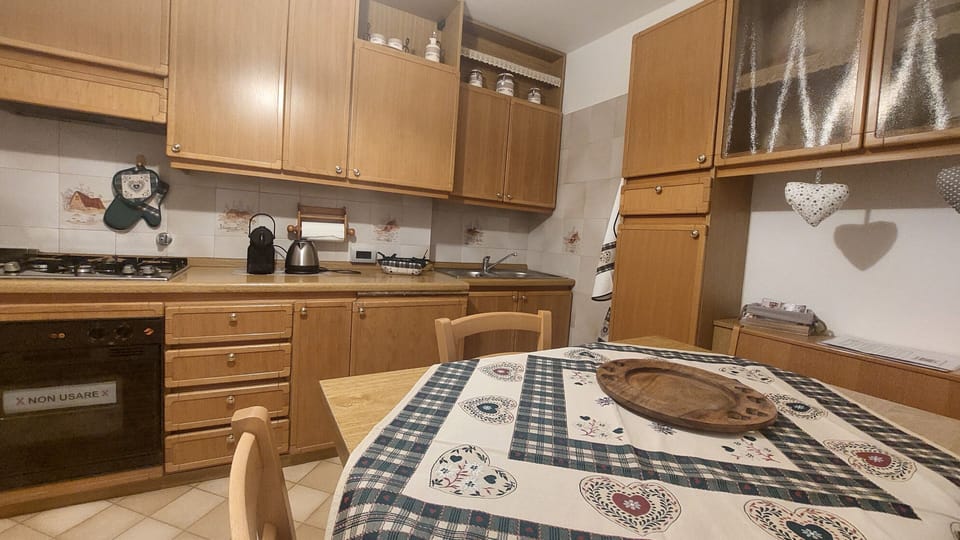 CUCINA ATREZZATA