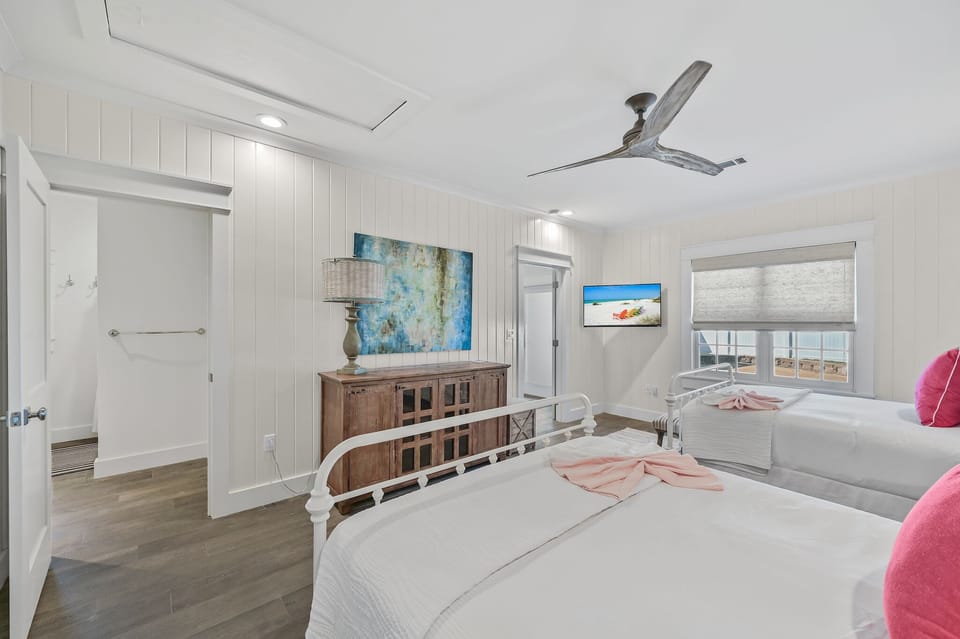 105 Pelican Circle - Seacrest - Guest Bedroom #4 Queen/Queen