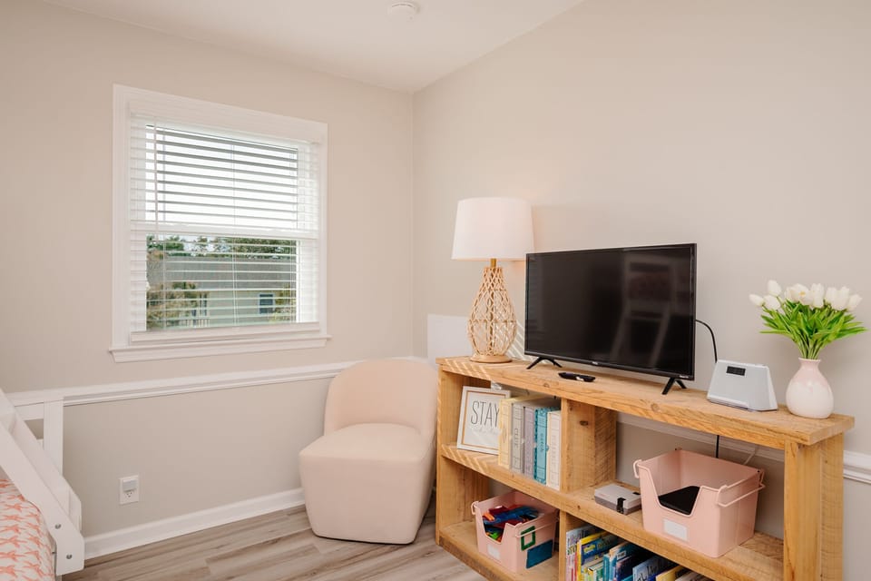 Bedroom #2 - Southwest