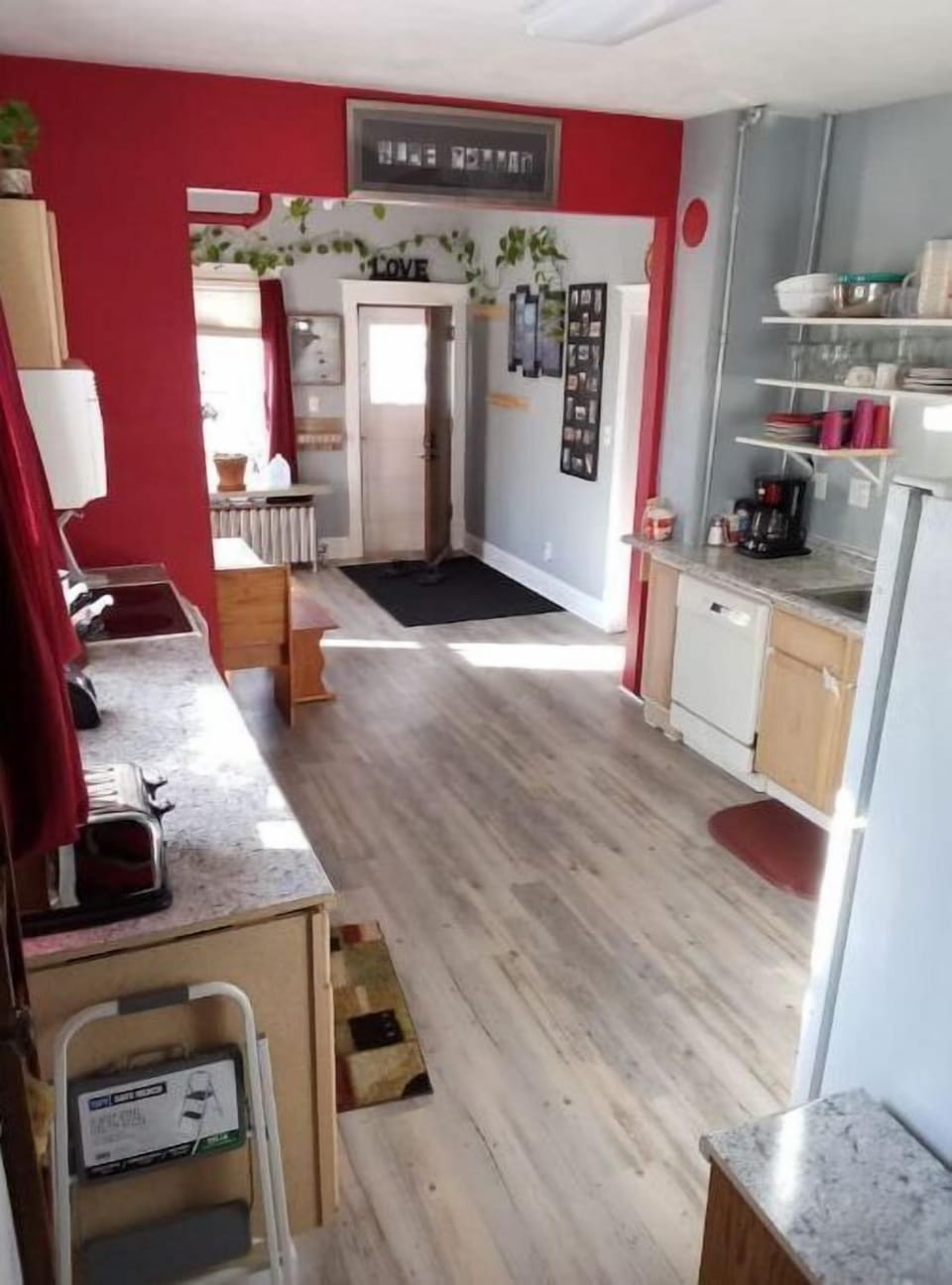 Full kitchen with all the amenities for easy cooking, eating and cleaning.