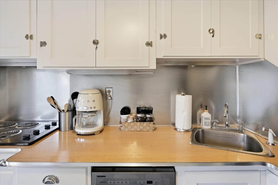 kitchenette