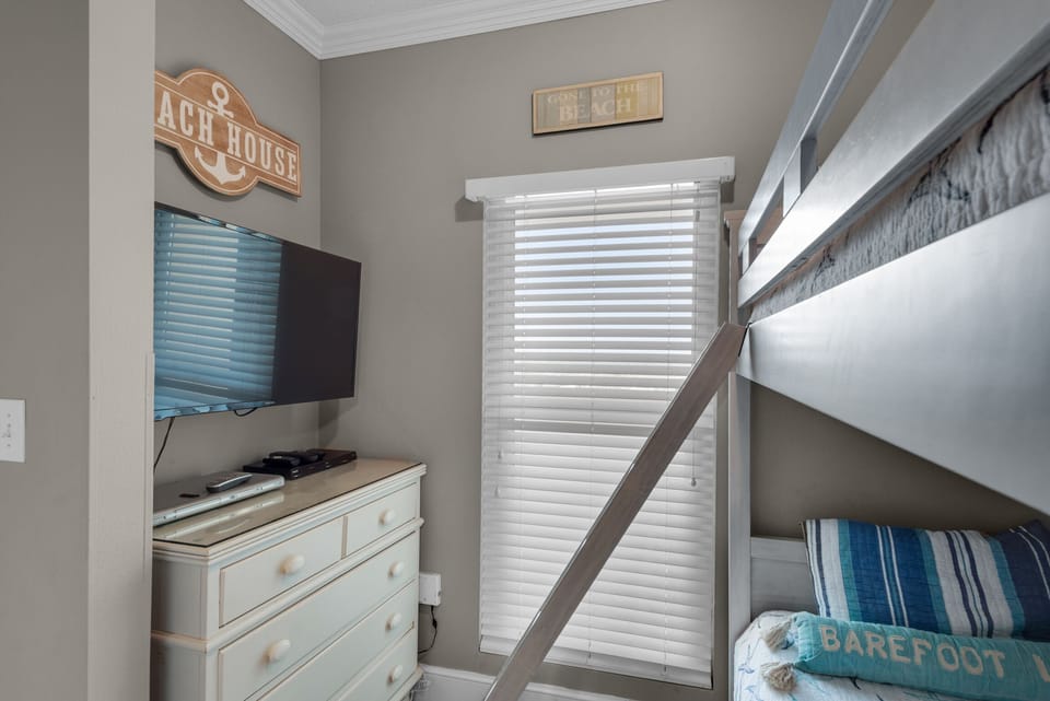 Bunk room with flat screen