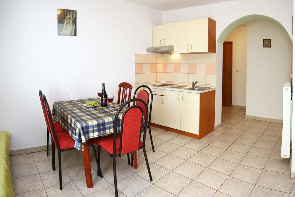 Kitchenette