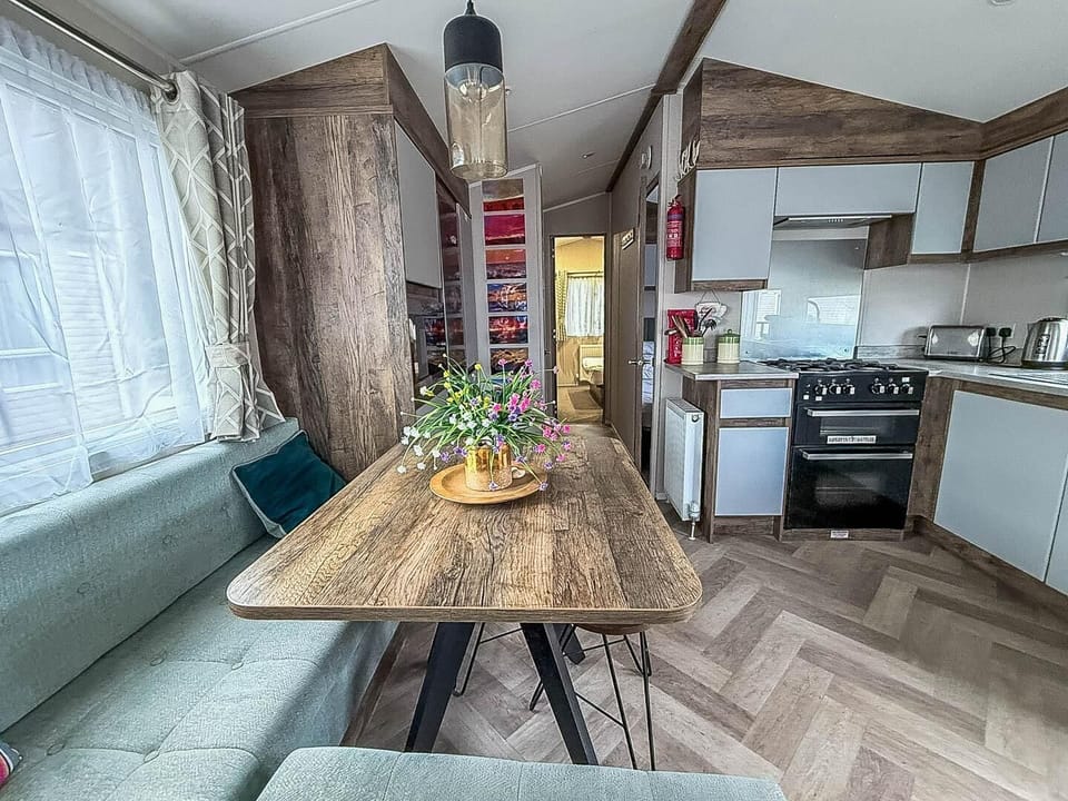 Escape to Lowestoft, UK, for a memorable family holiday at Azure Seas Holiday Park, where you can enjoy dog friendly UK breaks and caravan breaks in Suffolk with all the comforts of home, including cosy bathrooms in a caravan.
