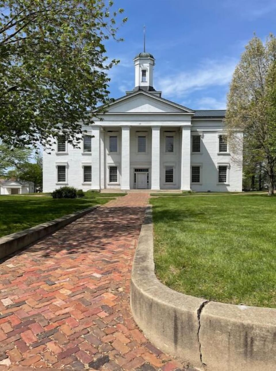Old State Capitol across the street