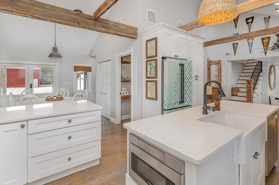 Fully stocked kitchen, complete with any items you_d need to cook a meal.