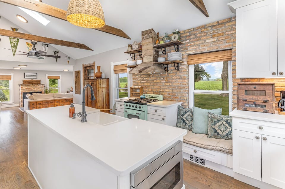 Fully stocked kitchen, complete with any items you_d need to cook a meal.