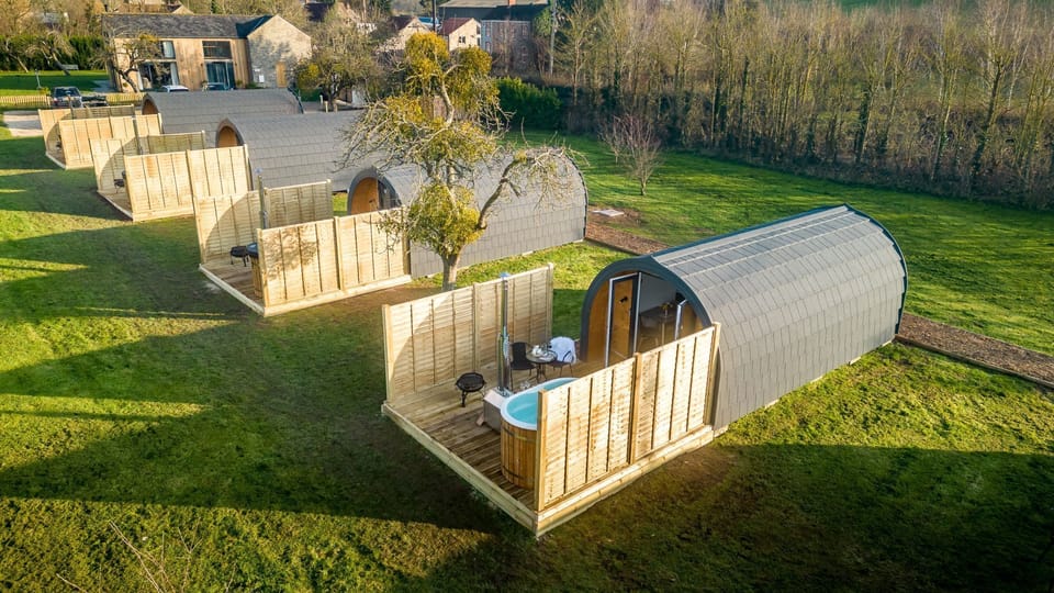 Birds eye view of Apple Tree Glamping - Windsor Glamping Pod