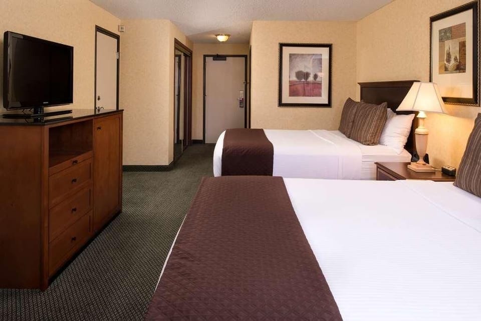 Stretch out with roomy walkways and easy in-room access.