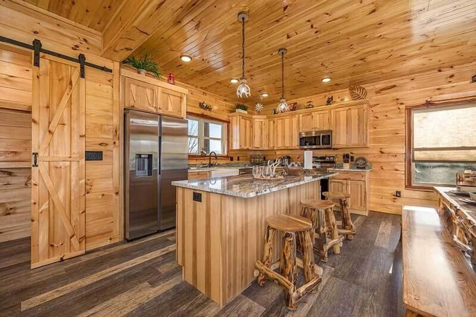 Cabin Fully Equipped Kitchen