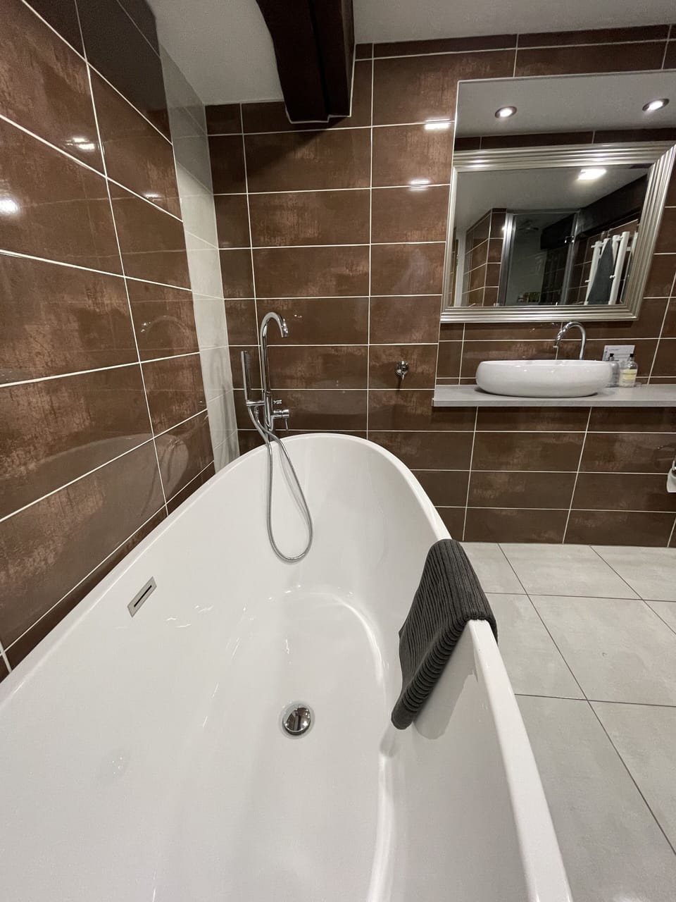 Main Bathroom - bath and sink view