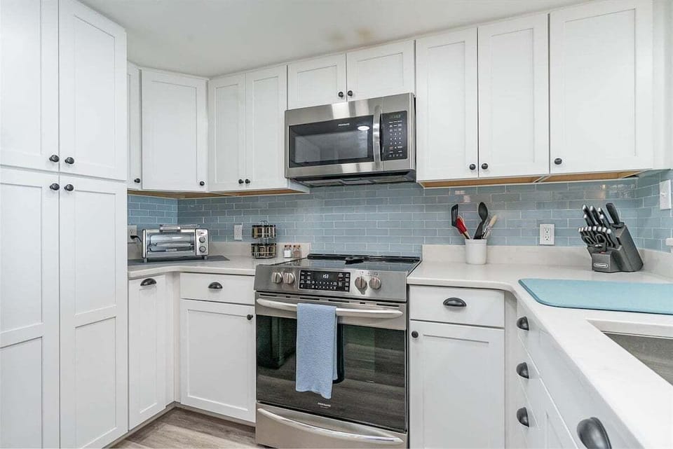 A clean, well-organized kitchen ready for cooking your favorite meals.