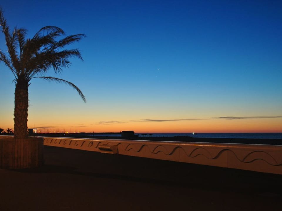 Beach/ocean view