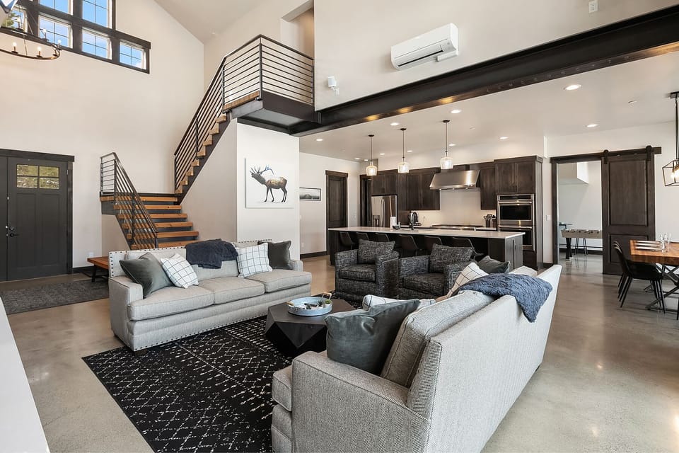 Knotty Pine: - Beautifully appointed great room with radiant floor heating, and AC for the warm summers!