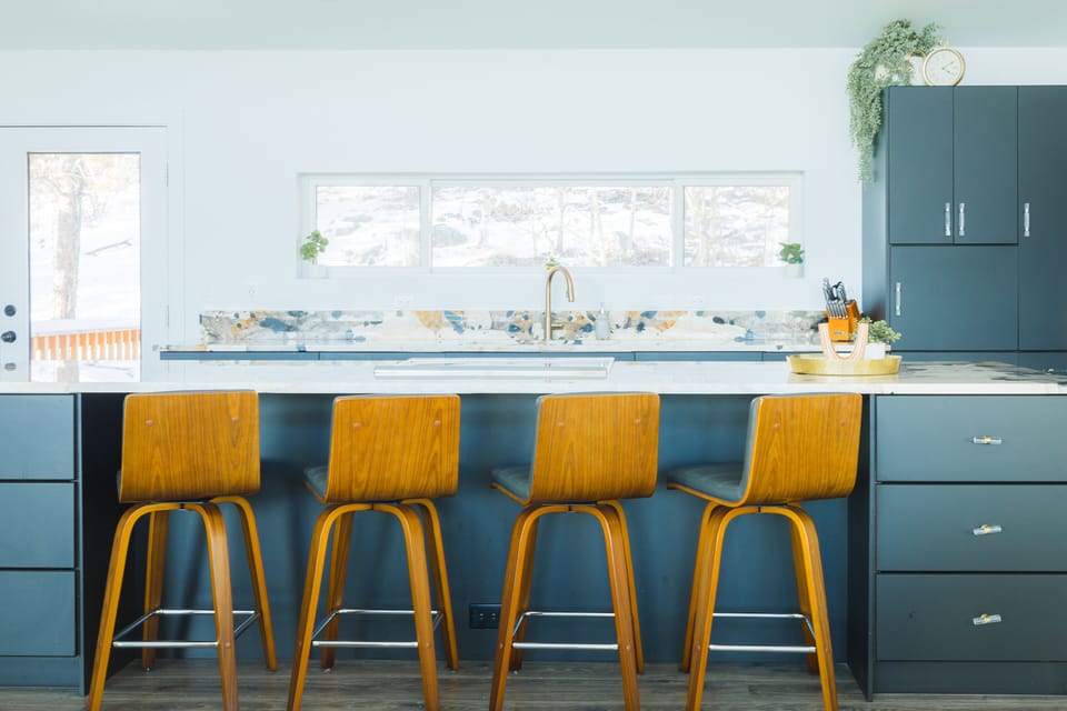 [Kitchen] Massive island w/seating.