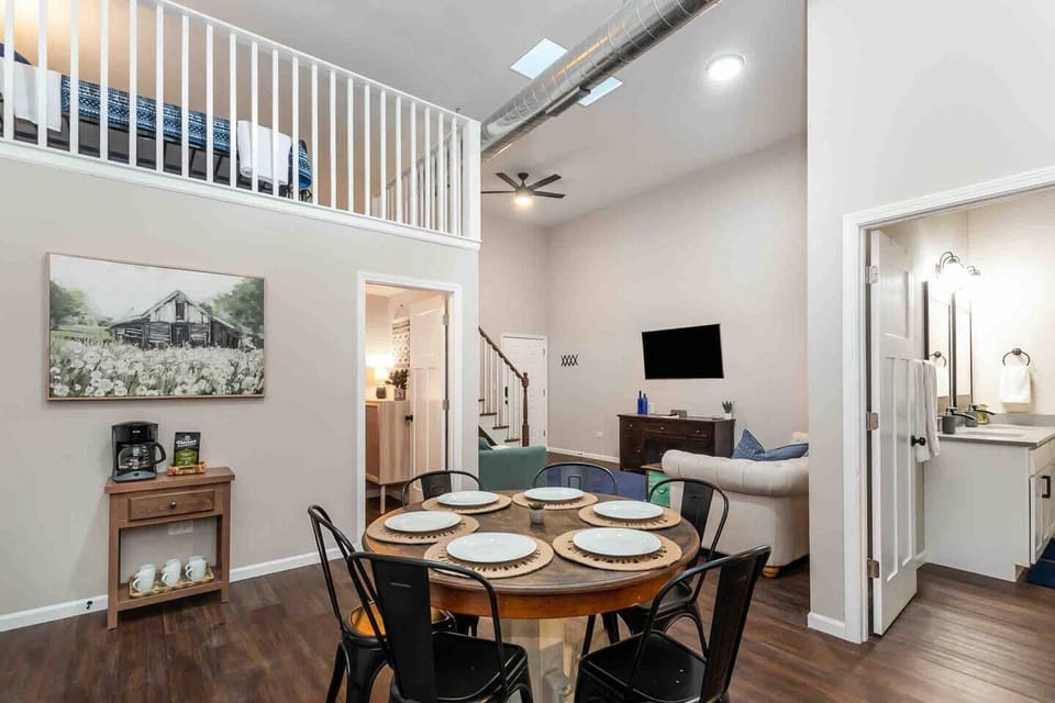 BarnBnB: Enjoy a large, clean kitchen with all the cooking essentials you might need! Dining seating for six.