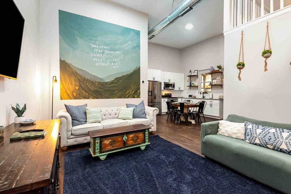 BarnBnB: Welcome! Enjoy high ceilings, a large living area, and smart TV with your group. (Note: This is the only TV between the two dwellings. The Farmhouse is TV-less!)