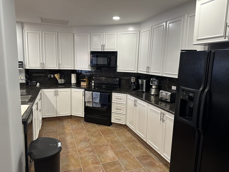 Roomy kitchen