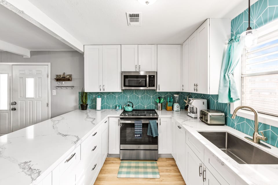 Cook, dine, and entertain in style! 