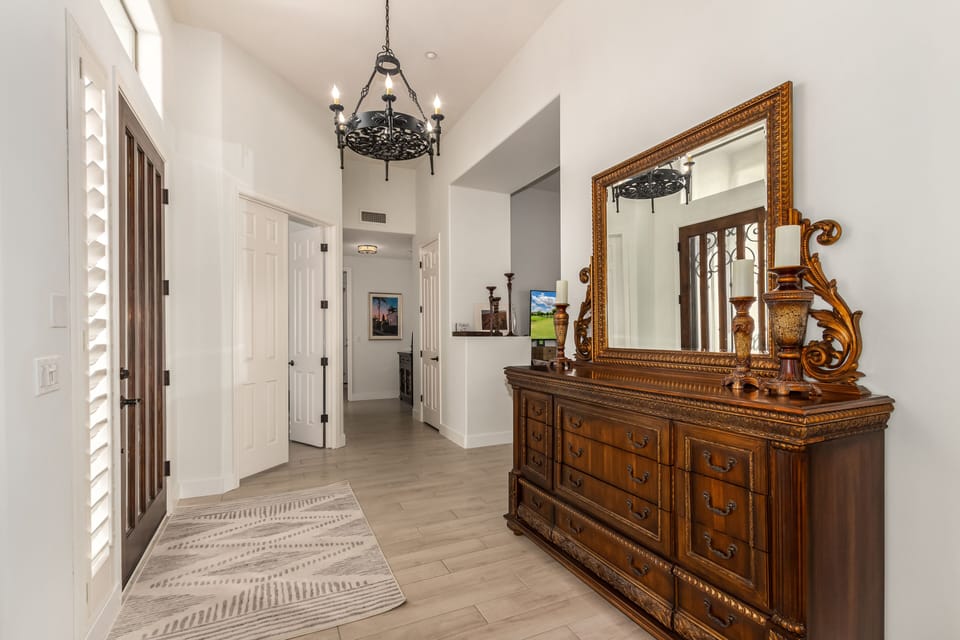 Front Entrance / Front Foyer.