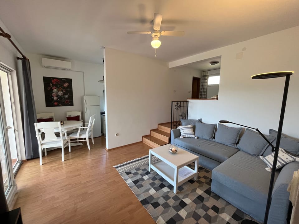 Living room 2