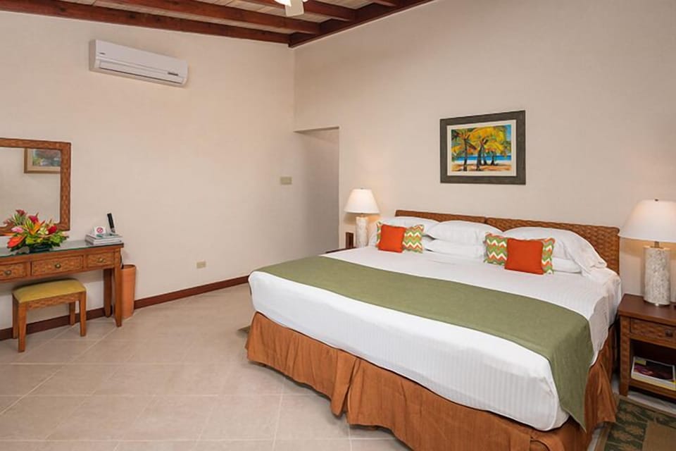Unit with 1 King size bed