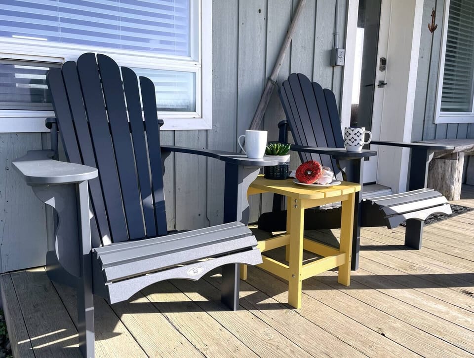 Watch the sun set from the deck. 