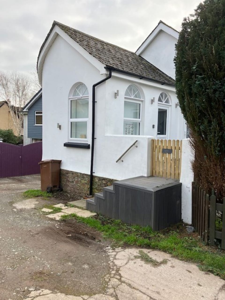 External and entrance to flat