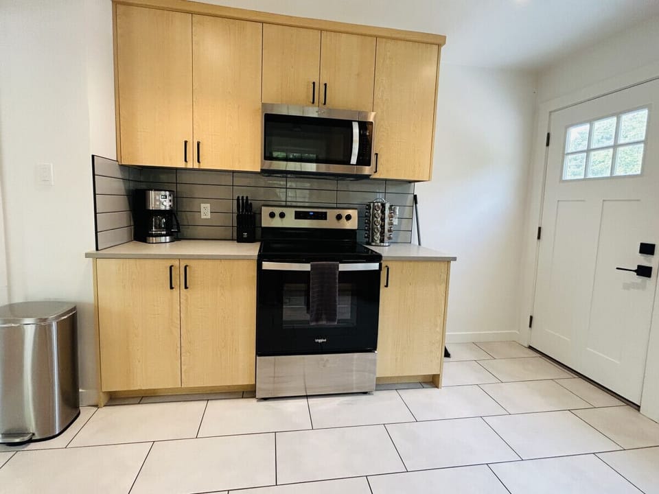 Stove and microwave