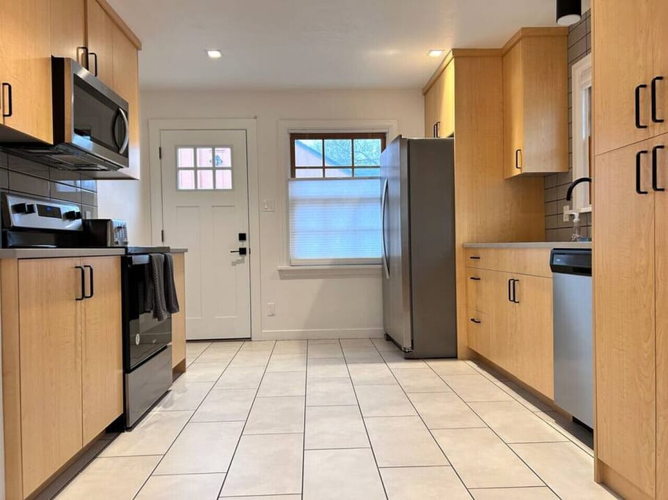 Modern Kitchen