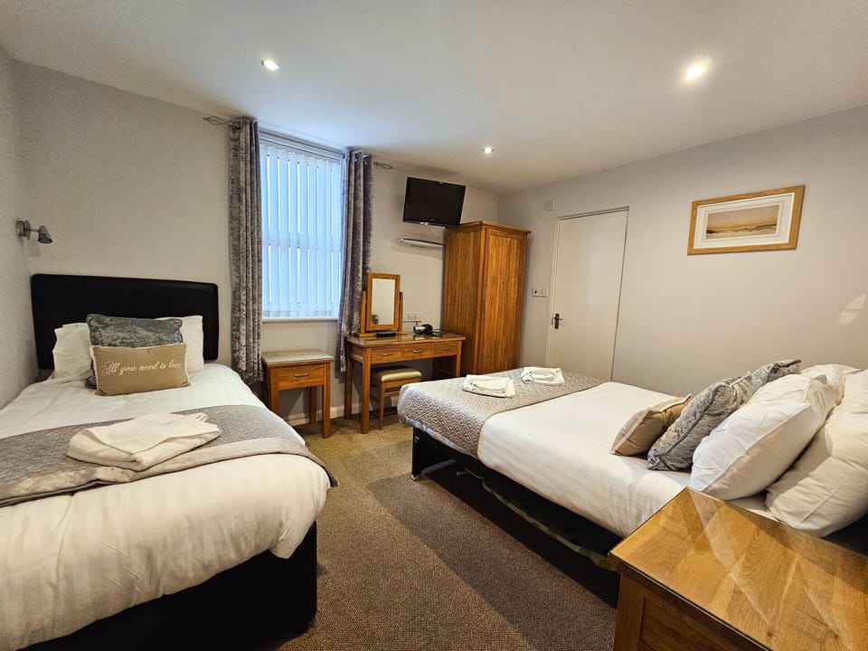 Pearl Suite