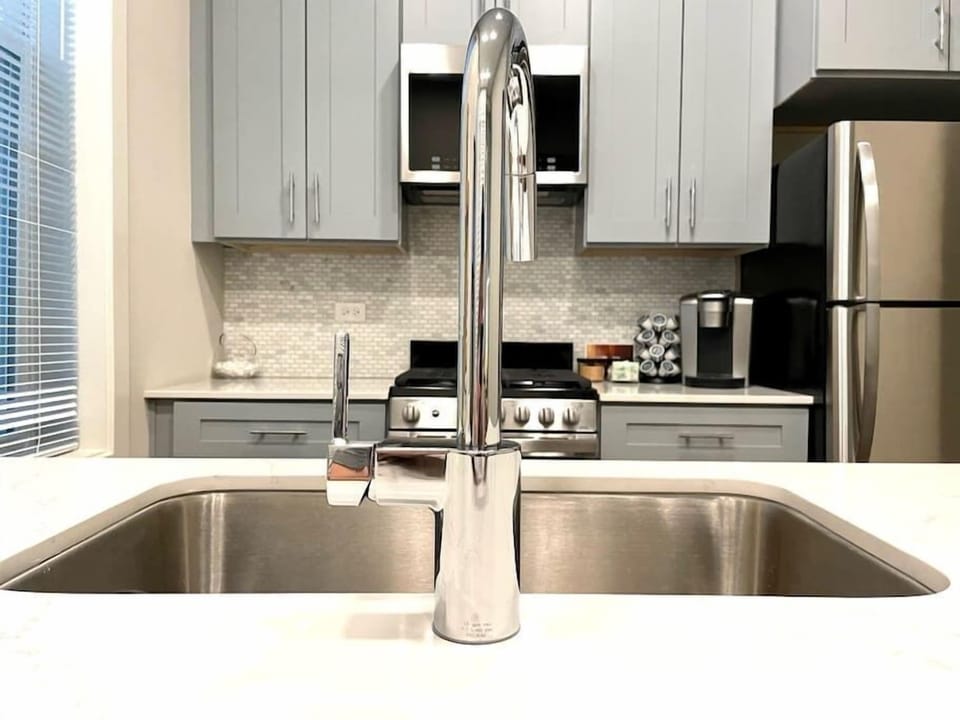 All suites have fully stocked kitchens, complete with a Keurig coffee station. 
