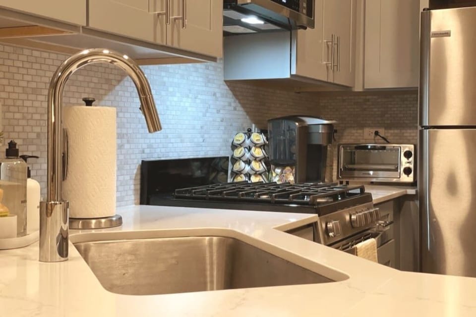 All suites have fully stocked kitchens, complete with a Keurig coffee station. 