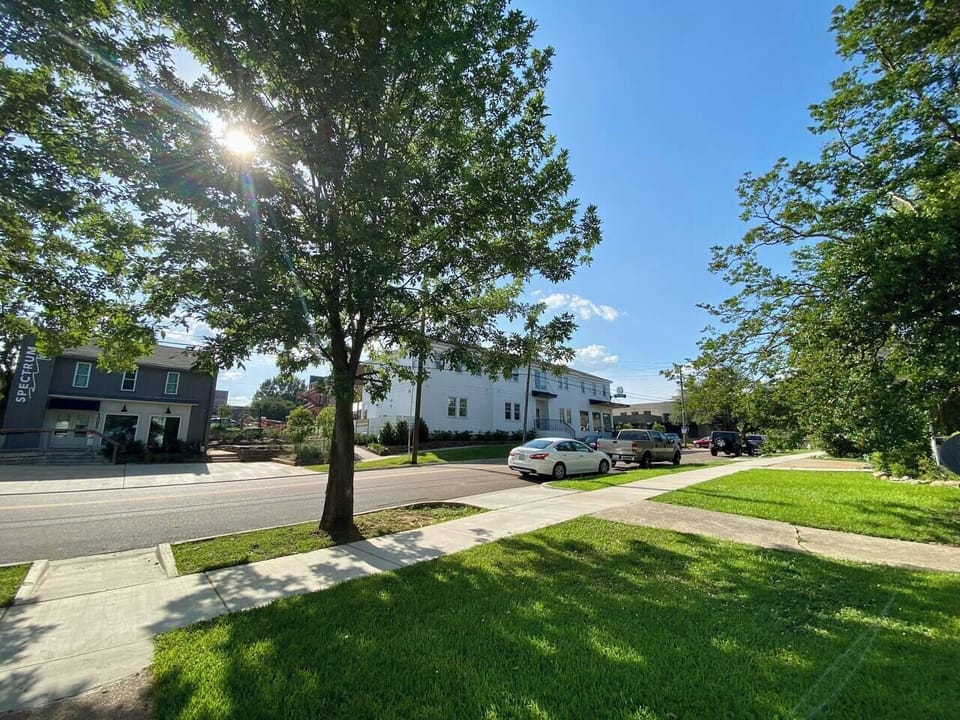 C8cd3cf4 3947 4b98 9129 7a7bb53042e9