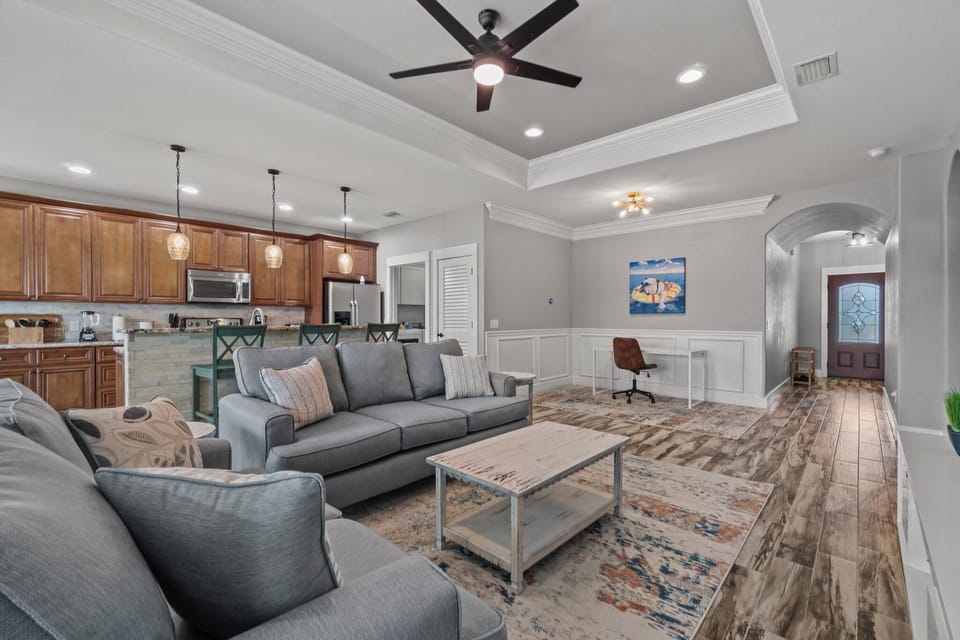 19-web-or-mls-12112-lyndell-plantation-dr
