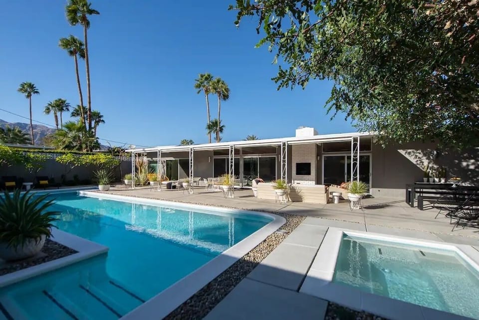Saltwater pool & spa, approximately 12’x45’x6.5′ deep