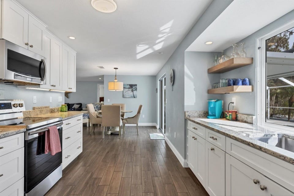 Spacious kitchen