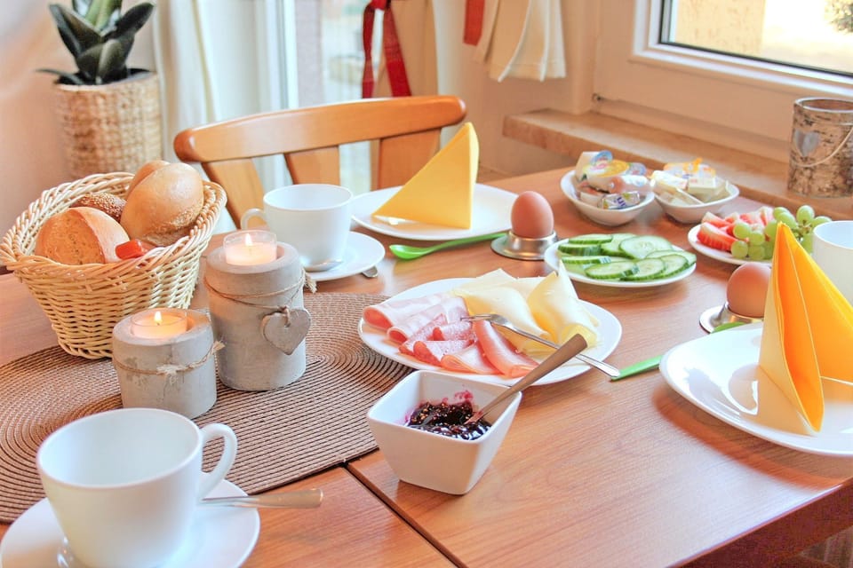 Breakfast meal