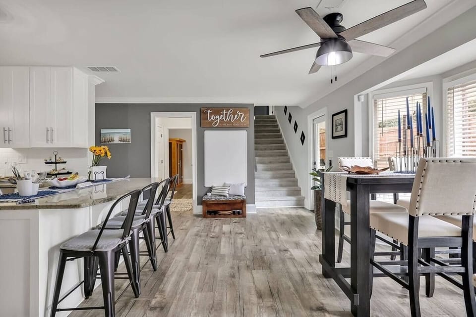 Gorgeous home! Designed with style and comfort.